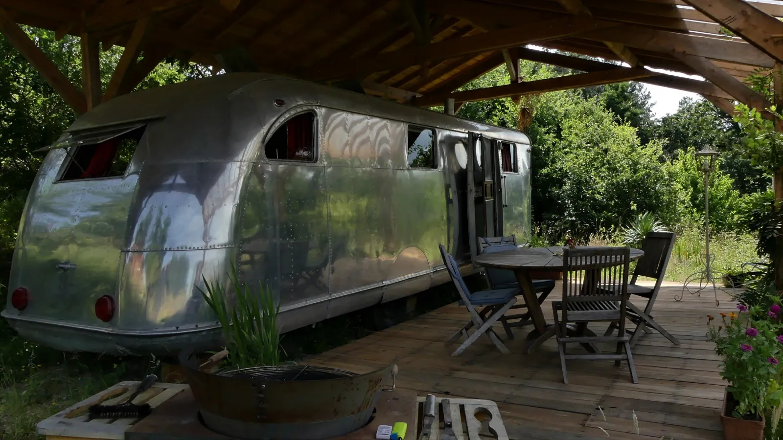 Caravane Spartan 1947, caravane à Manses