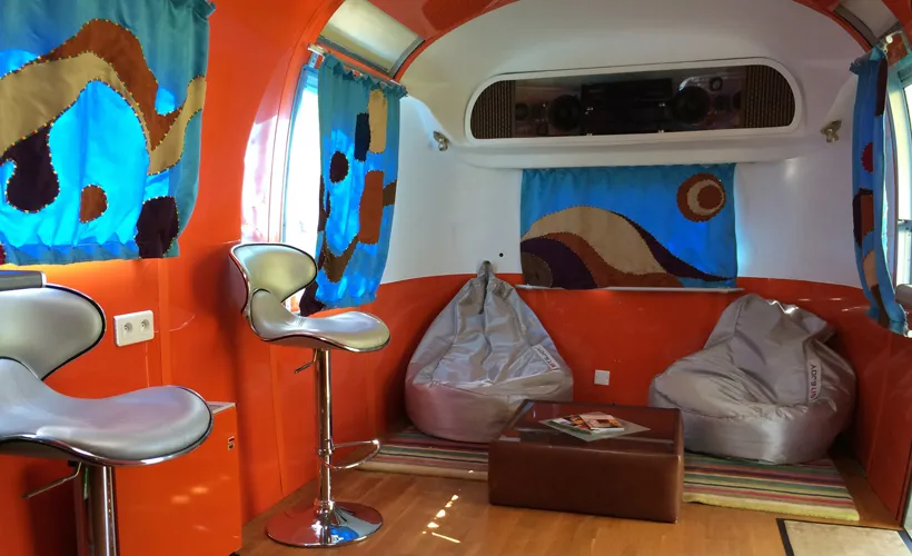 Caravane Streamadelic 1968 à Manses, photo 5