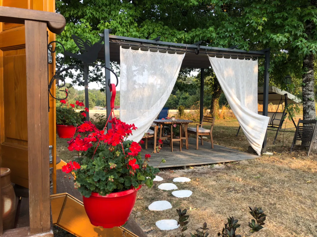 La Chouette des Granges à Les Salles-Lavauguyon, photo 5