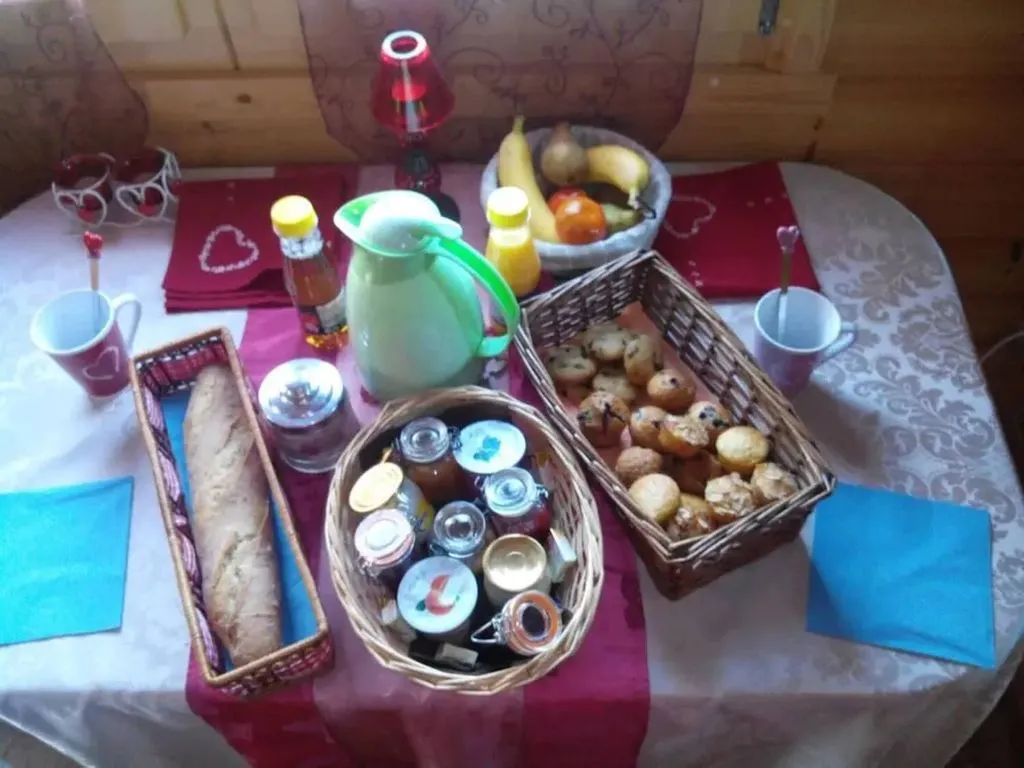 La Roulotte des 4 Saisons à Sazeray, photo 5