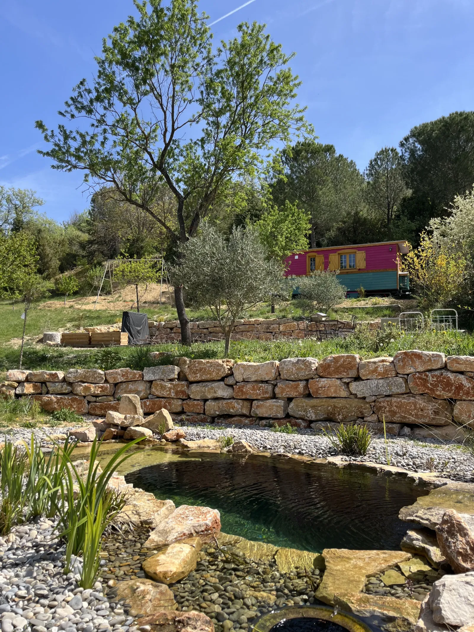Roulotte bohème de Terra Luna, roulotte gitane à Valensole