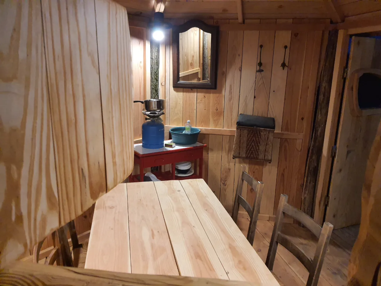 La roulotte du coupeur de joints à Saint-Germain-Lespinasse, photo 7