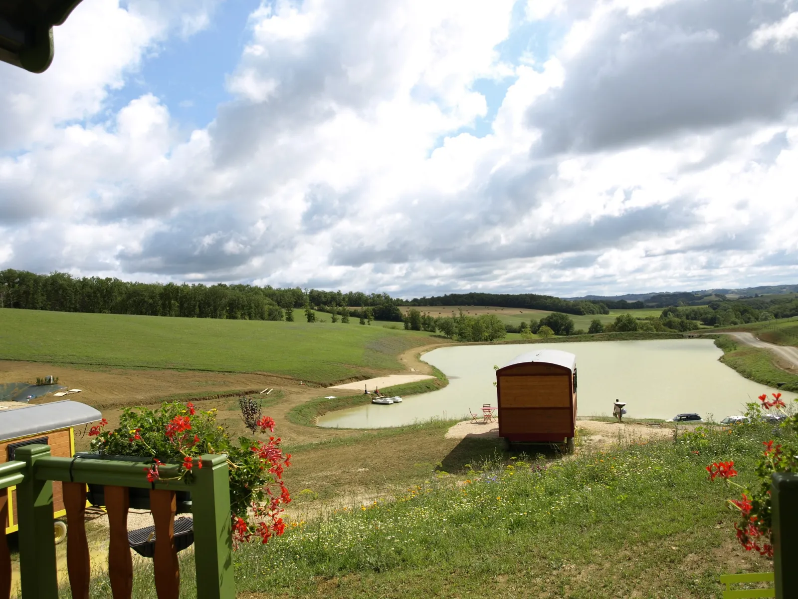 Roulotte Gîte Luxe d'Escapa à Estipouy, photo 5