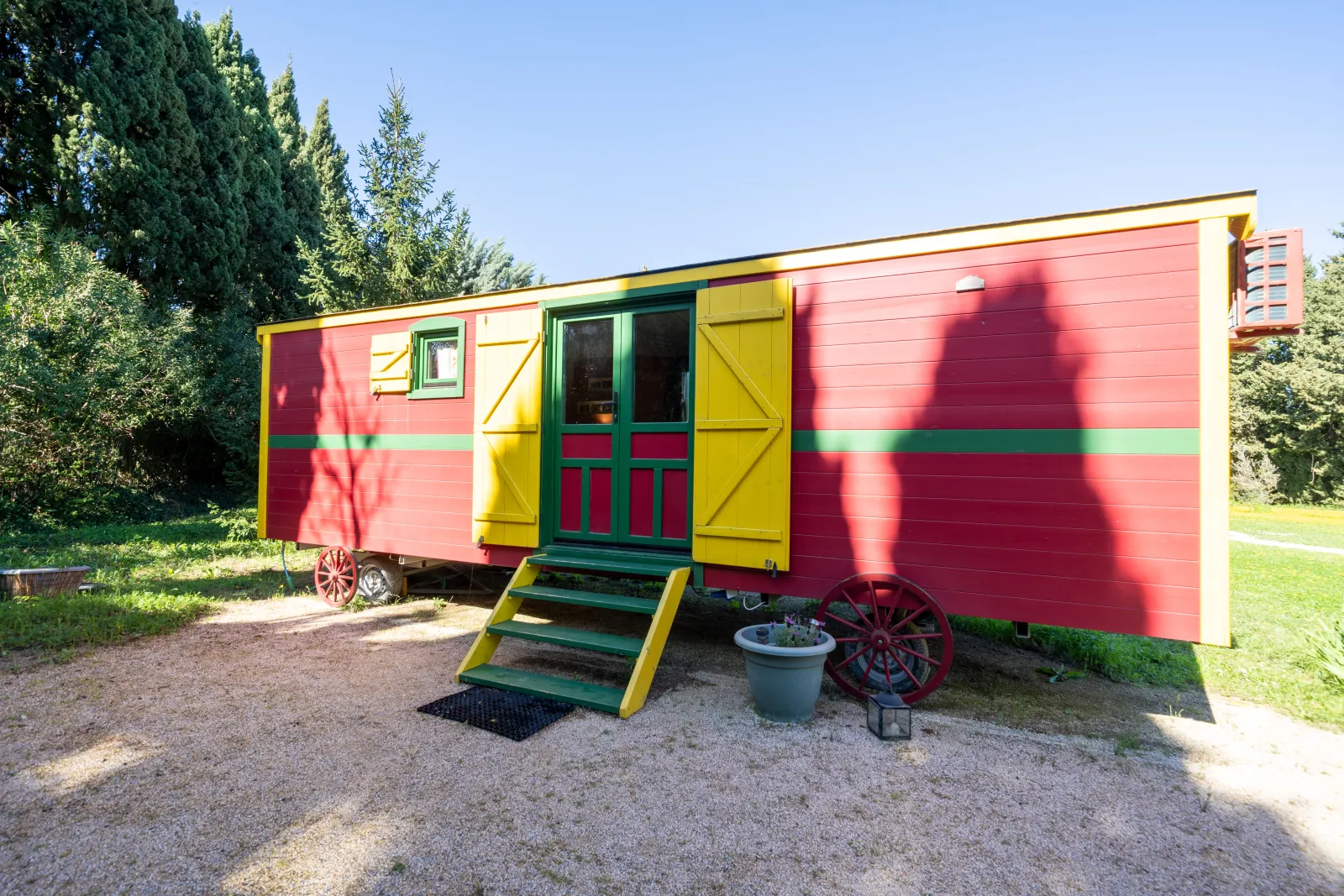 Roulotte Marius de Rémy a dit à Saint-Rémy-de-Provence, photo 6