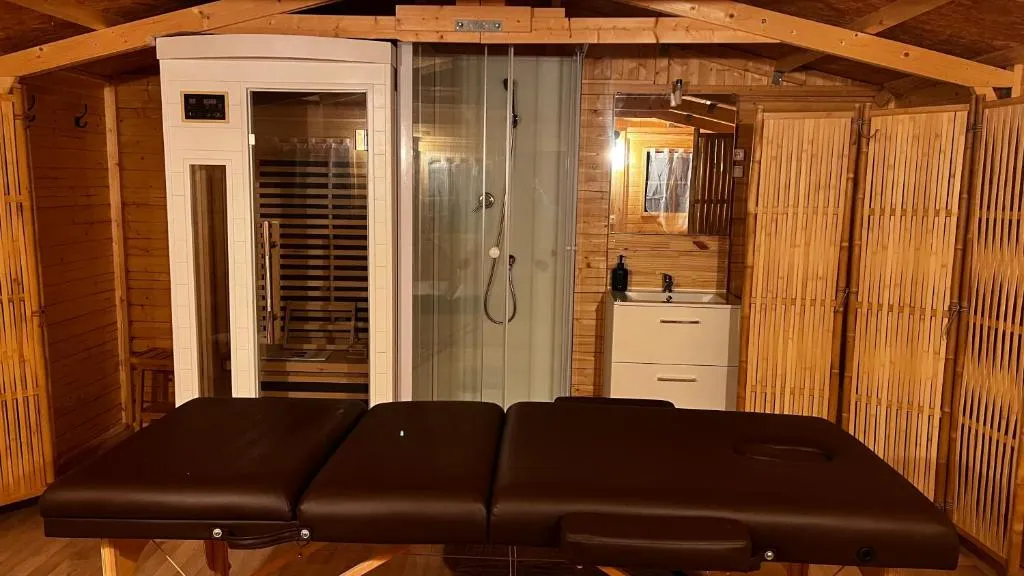 Roulotte Natiraa avec sauna et piscine à Tarascon, photo 3