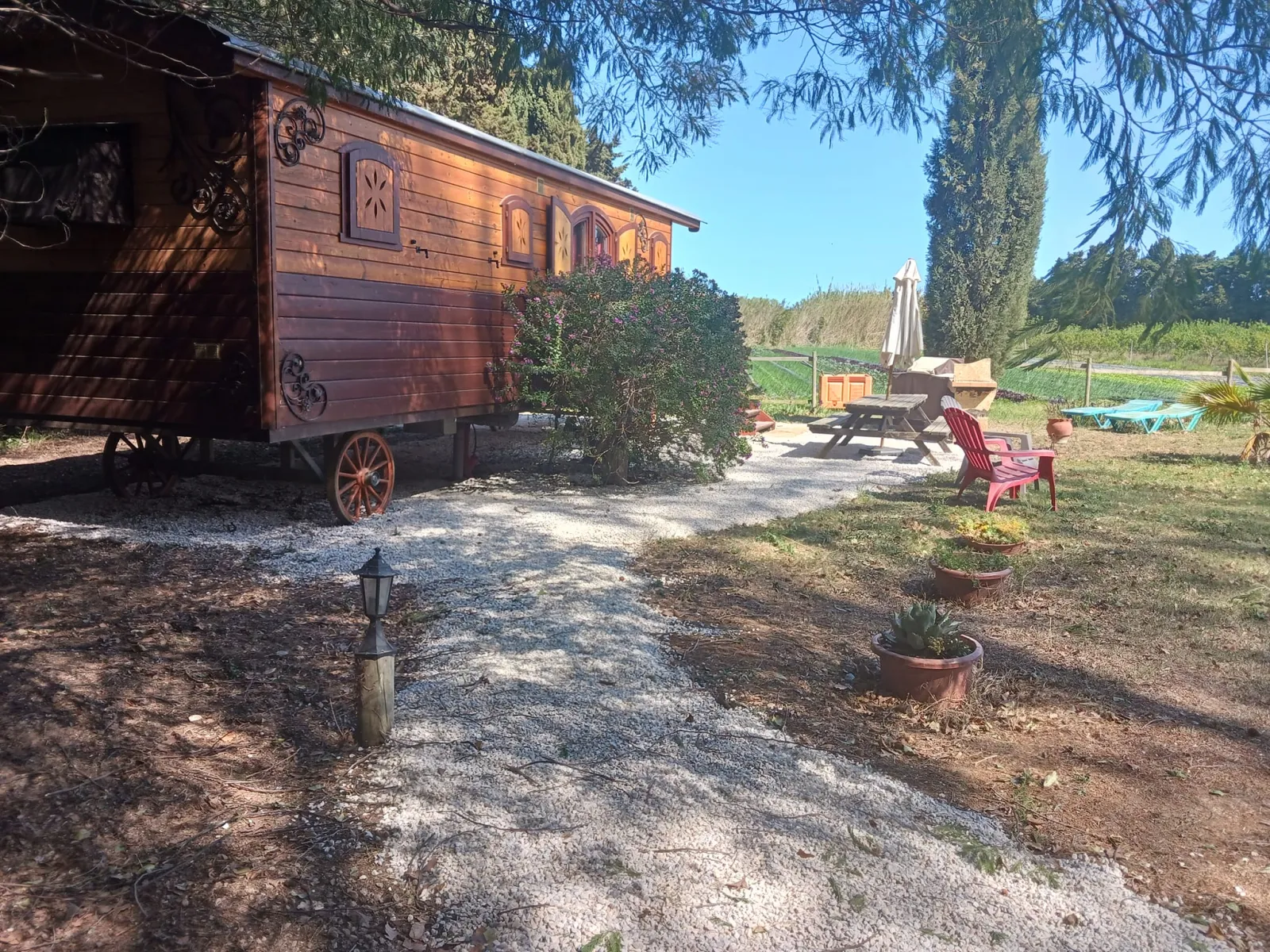 Roulotte Spa bohème du Maraîcher, roulotte gitane à Elne
