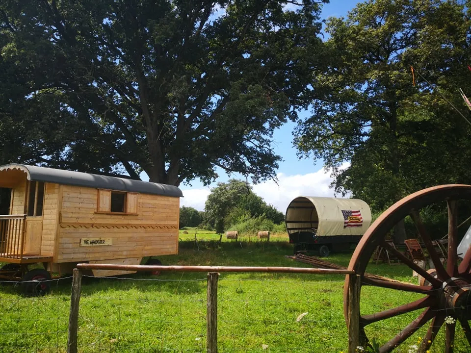 Roulotte The Wanderer à Saint-Martial-sur-Isop, photo 5