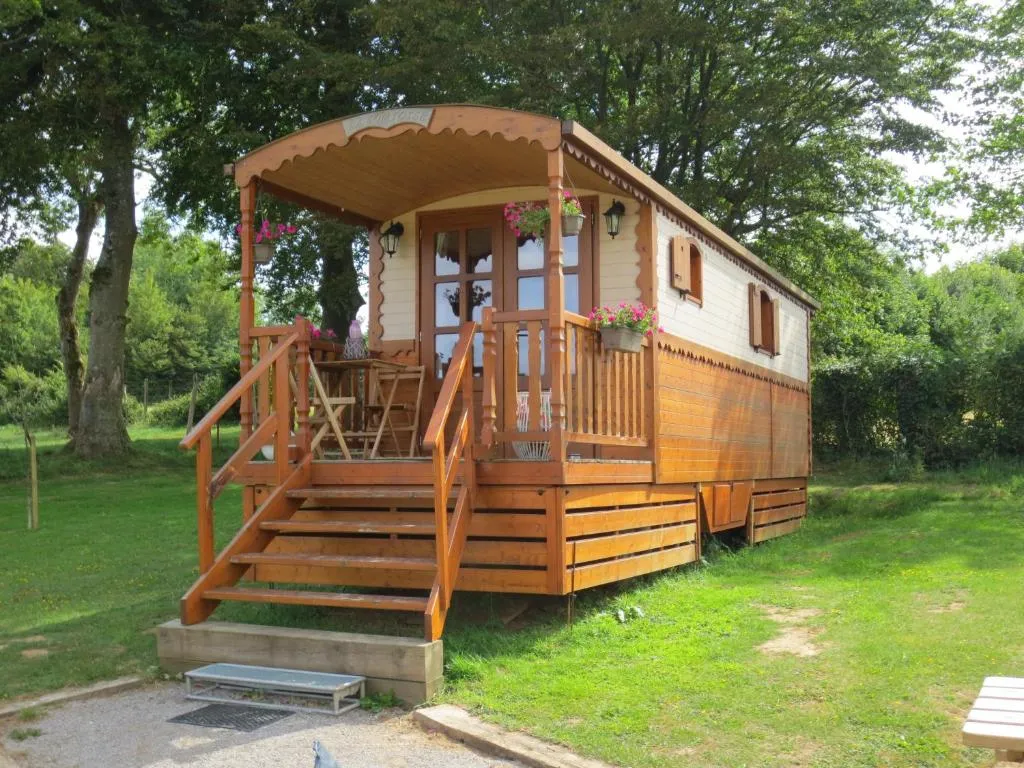 Les roulottes des Marquets à Bourthes, photo 2