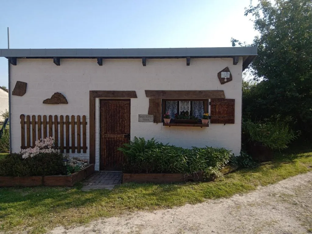 La tiote roulotte à Marquigny, photo 4